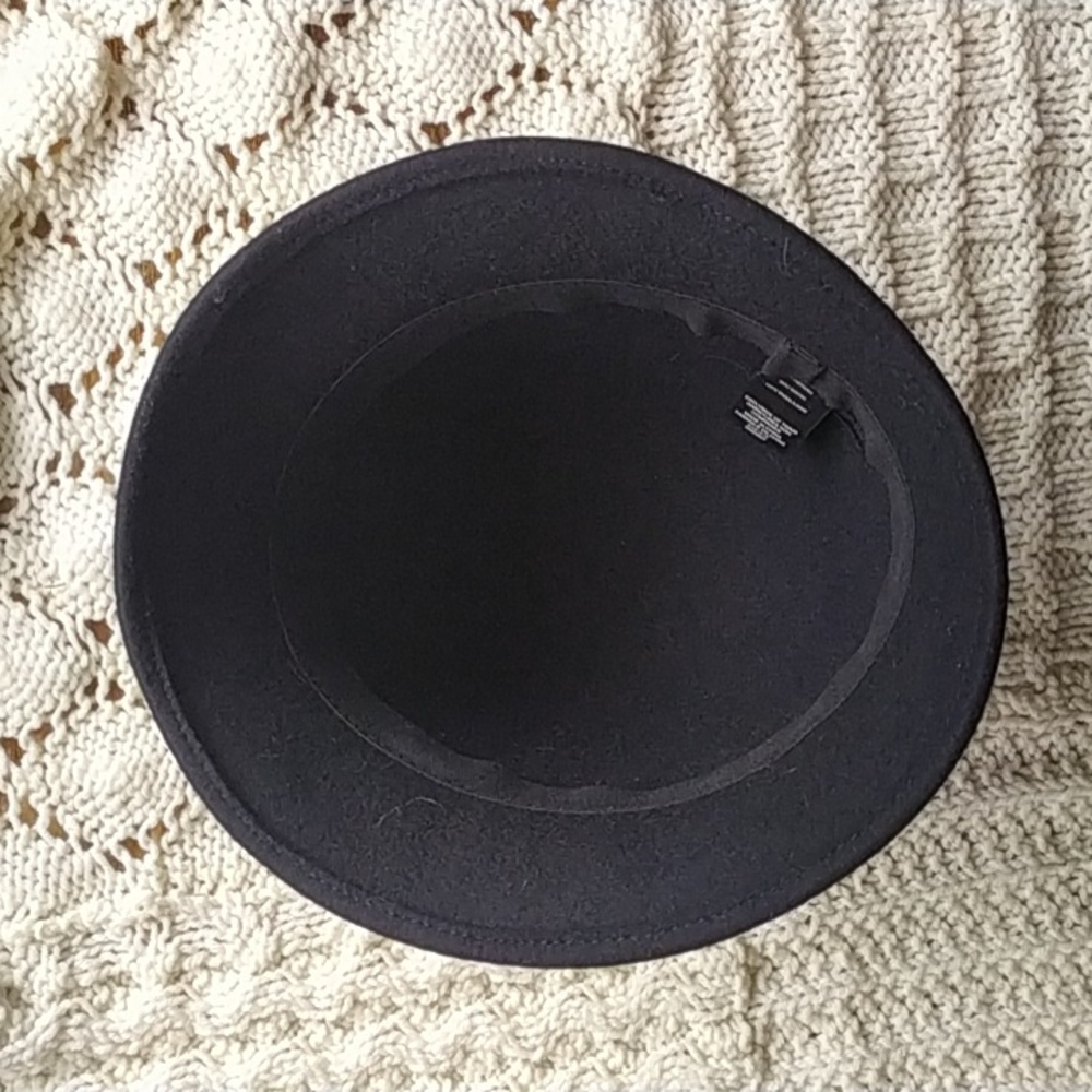 Chic Wool Hat - Picture 8 of 10